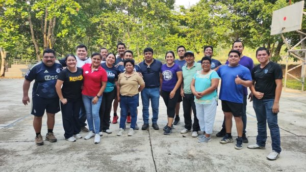 ECA Campus VII y FMVZ Campus II Extensión Pichucalco fortalecen lazos de amistad mediante convivencia deportiva