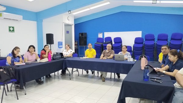Comisión de Diseño Curricular de Posgrado de la ECA Campus VII fortalece trabajos académicos con la Dirección de Posgrado de la BUNACH