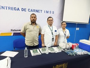 Se realiza entrega de carnets médicos y jornada de vacunación a estudiantes de nuevo ingreso de la ECA Campus VII Pichucalco