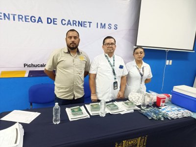 Se realiza entrega de carnets médicos y jornada de vacunación a estudiantes de nuevo ingreso de la ECA Campus VII Pichucalco