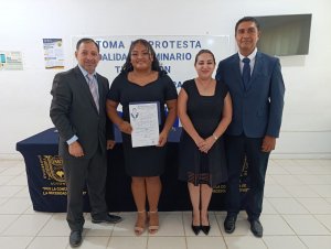UNACH Campus VII fortalece su compromiso con la formación profesional al titular a nuevos licenciados en Administración