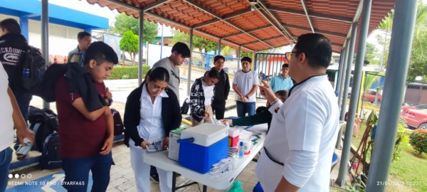 Primera Campaña de Salud en la Escuela de Contaduría y Administración Campus VII Pichucalco